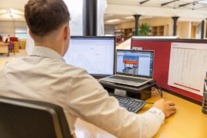 エンジニア転職資格を取得するための最短ルートは？